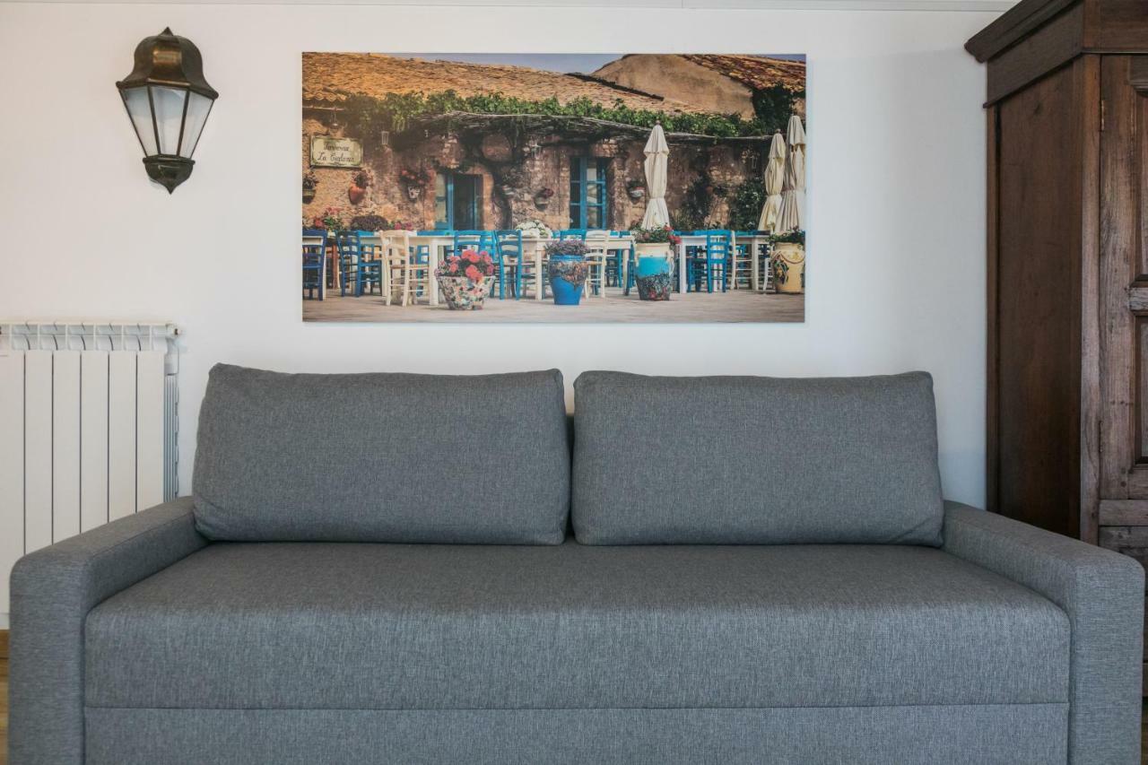 Corte Del Merlo ปาแลร์โม ภายนอก รูปภาพ